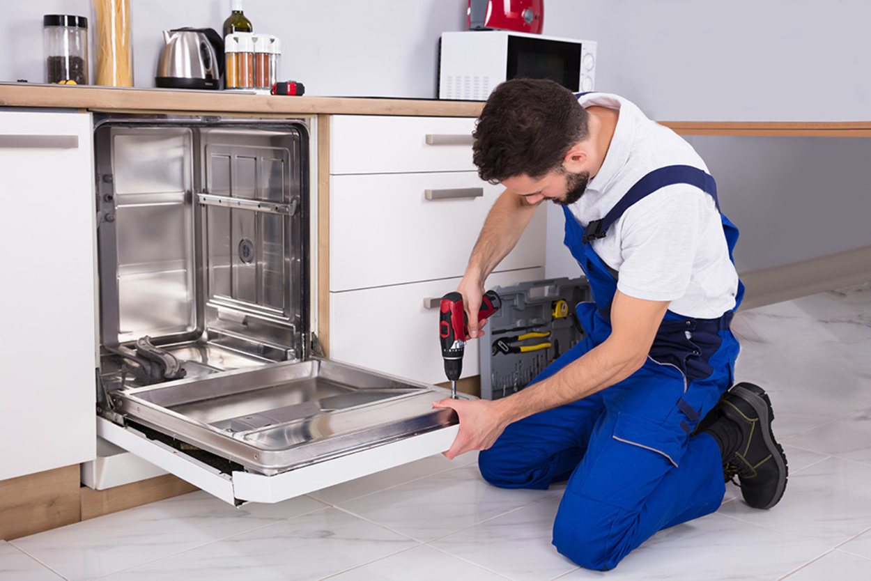 Hausgeräte-Service bei Elektrotechnik Schell GmbH & Co. KG in Wörnitz