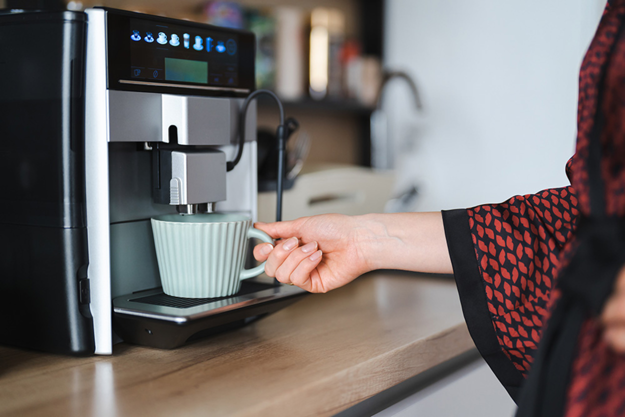 Kaffee&shy;maschinen bei Elektrotechnik Schell GmbH & Co. KG in Wörnitz